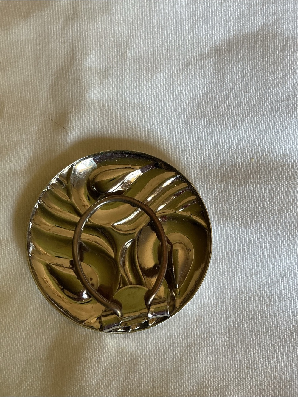 Polished Silver Tone Abstract Swirl Scarf Clip - Picture 2 of 3